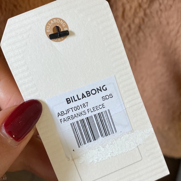 Billabong faux fur jacket. BNWT - Picture 4 of 9